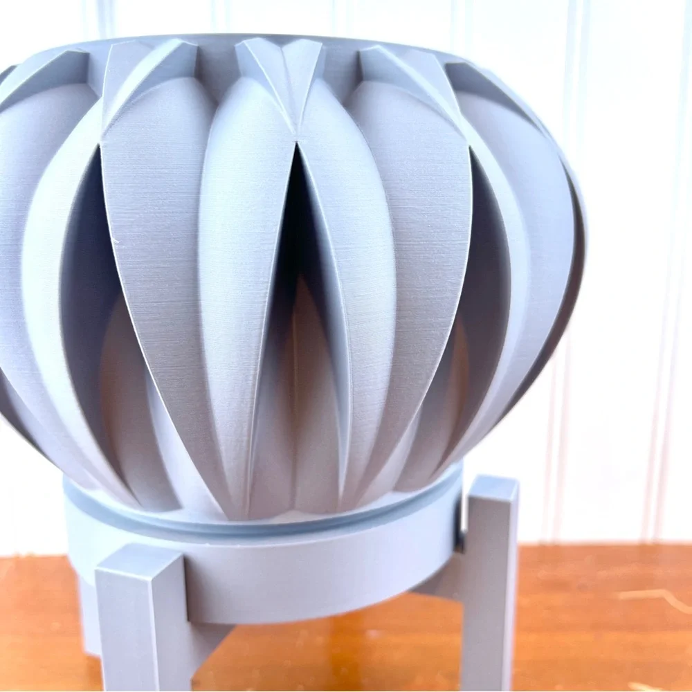 Halden Planter Pot, Indoor Planter w/ Drainage Hole and Drip Tray - Picture 3 of 9